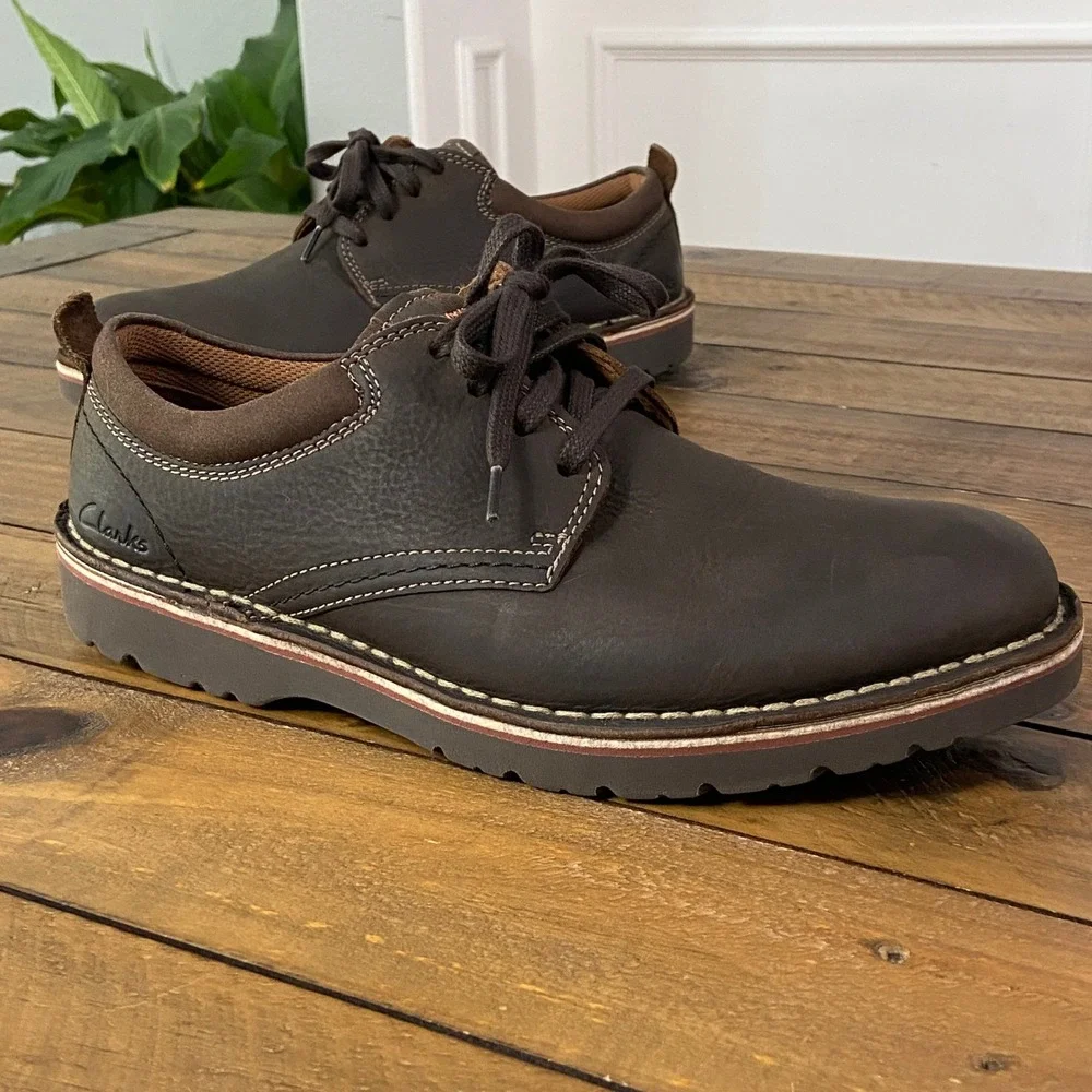 NWOB Clarks Eastridge Low Mens Brown Leather Heritage Stitch Oxford Shoes 8.5